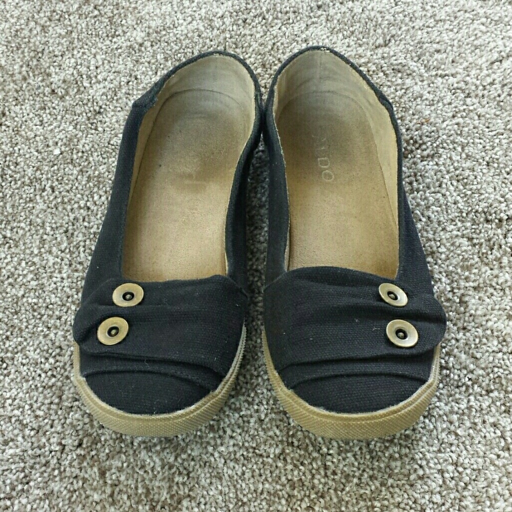 Aldo retro 70s inspired canvas flats button detail